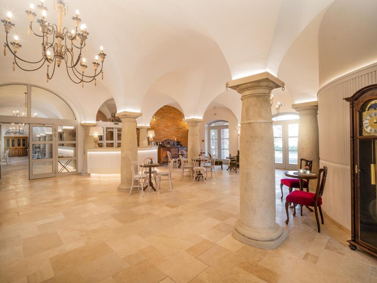 Arkady Hof Hotel Stupava Εξωτερικό φωτογραφία