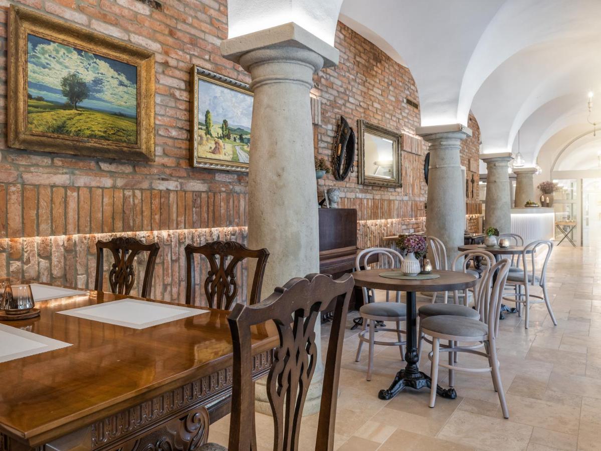 Arkady Hof Hotel Stupava Εξωτερικό φωτογραφία