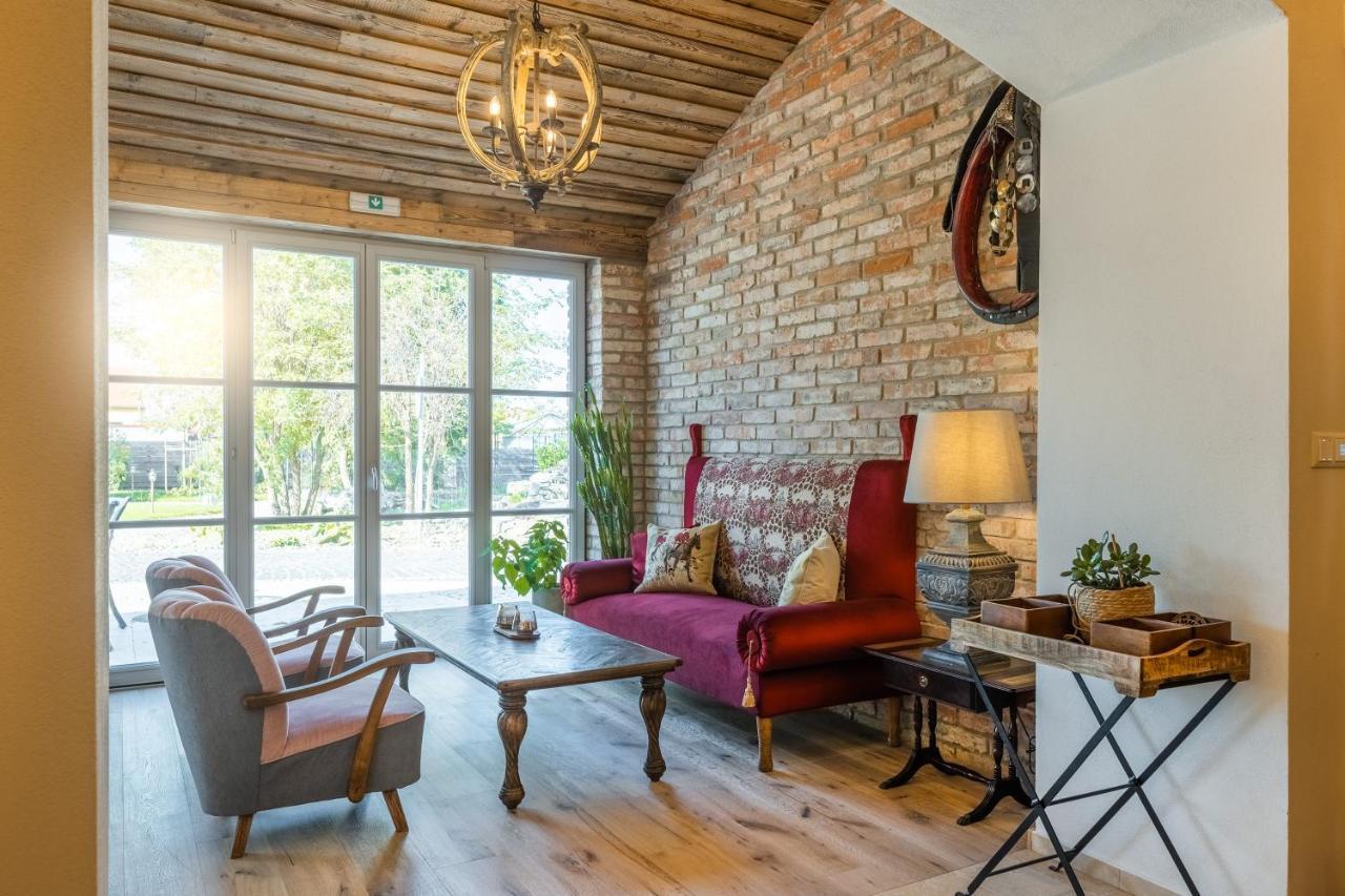 Arkady Hof Hotel Stupava Εξωτερικό φωτογραφία